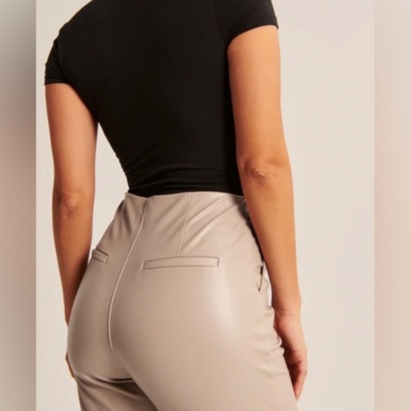 Abercrombie & Fitch Curve Love Vegan Leather Slim Flare Pant - Picture 4 of 11